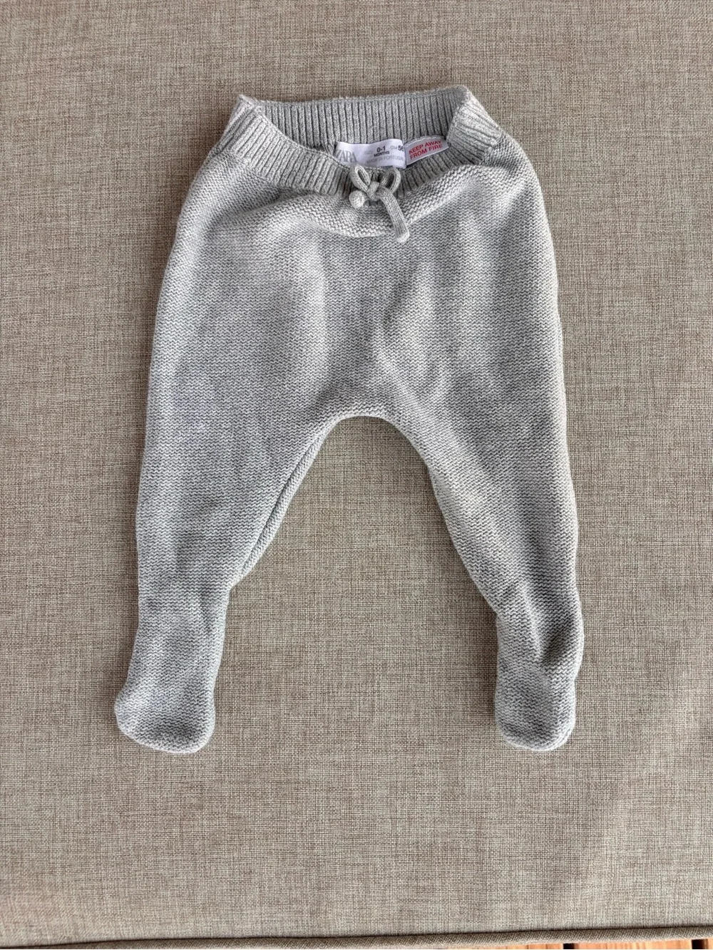 Zara 1-3 months pants lot (6 pieces)